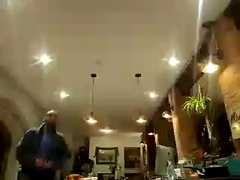 Snapshot of DrbigdickUK chatting on January 6, 2025, 6:10 pm DrbigdickUK online show from January 6, 2025, 6:10 pm