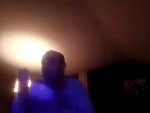 Snapshot of DrbigdickUK chatting on January 22, 2025, 11:32 pm DrbigdickUK online show from January 22, 2025, 11:32 pm