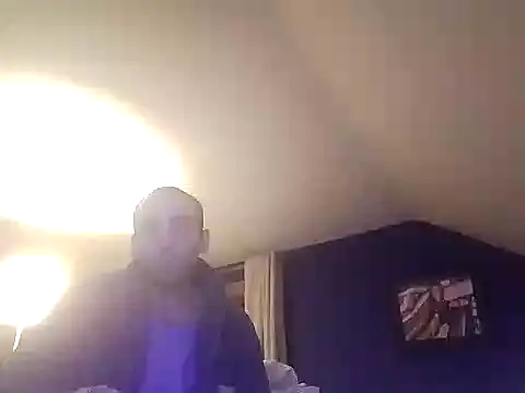 Snapshot of DrbigdickUK chatting on January 24, 2025, 12:31 am DrbigdickUK online show from January 24, 2025, 12:31 am