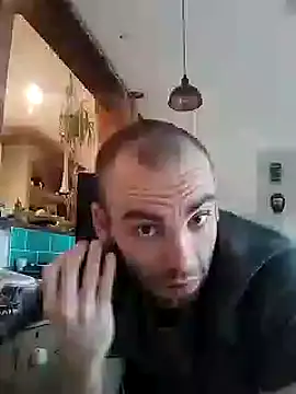 Snapshot of DrbigdickUK chatting on January 26, 2025, 11:28 am DrbigdickUK online show from January 26, 2025, 11:28 am