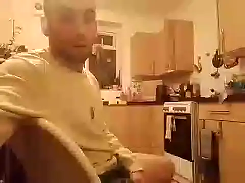 Snapshot of DrbigdickUK chatting on February 5, 2025, 7:53 pm DrbigdickUK online show from February 5, 2025, 7:53 pm