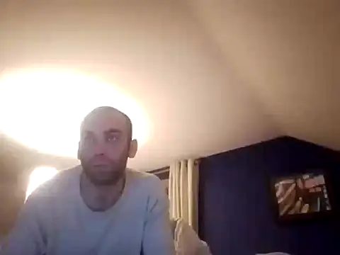 Snapshot of DrbigdickUK chatting on February 6, 2025, 10:10 pm DrbigdickUK online show from February 6, 2025, 10:10 pm