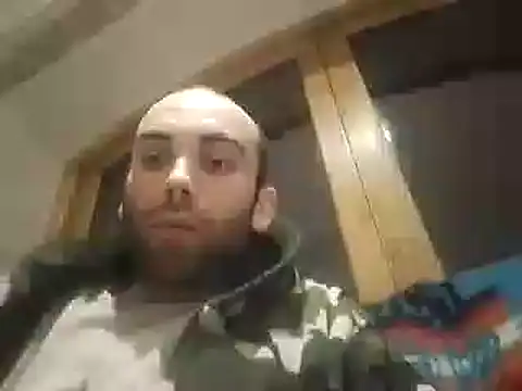 Snapshot of DrbigdickUK chatting on February 9, 2025, 1:44 am DrbigdickUK online show from February 9, 2025, 1:44 am