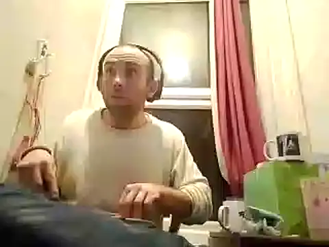 Snapshot of DrbigdickUK chatting on September 23, 2025, 7:17 pm DrbigdickUK online show from September 23, 2025, 7:17 pm