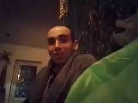 Snapshot of DrbigdickUK chatting on October 11, 2025, 9:13 pm DrbigdickUK online show from October 11, 2025, 9:13 pm