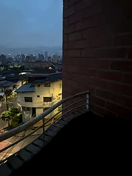 Snapshot of eva_y_marcelo chatting on October 10, 2025, 10:36 am eva y marcelo online show from October 10, 2025, 10:36 am