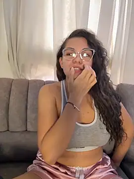 Snapshot of eva_y_marcelo chatting on November 11, 2025, 12:16 pm eva y marcelo online show from November 11, 2025, 12:16 pm