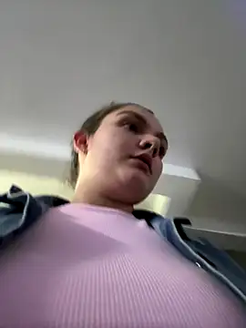 Snapshot of eva_y_marcelo chatting on November 16, 2025, 11:43 pm eva y marcelo online show from November 16, 2025, 11:43 pm