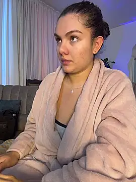 Snapshot of eva_y_marcelo chatting on January 12, 2026, 11:37 am eva y marcelo online show from January 12, 2026, 11:37 am