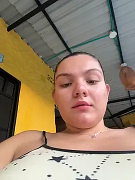 Snapshot of eva_y_marcelo chatting on March 5, 2026, 11:39 am eva y marcelo online show from March 5, 2026, 11:39 am