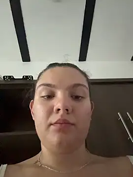 Snapshot of eva_y_marcelo chatting on March 11, 2026, 1:06 pm eva y marcelo online show from March 11, 2026, 1:06 pm