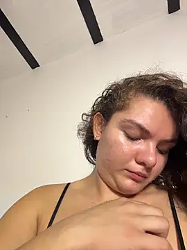 Snapshot of eva_y_marcelo chatting on April 7, 2026, 12:16 pm eva y marcelo online show from April 7, 2026, 12:16 pm