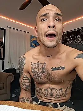 JohnnyDeep187 online show from October 7, 2025, 5:15 am