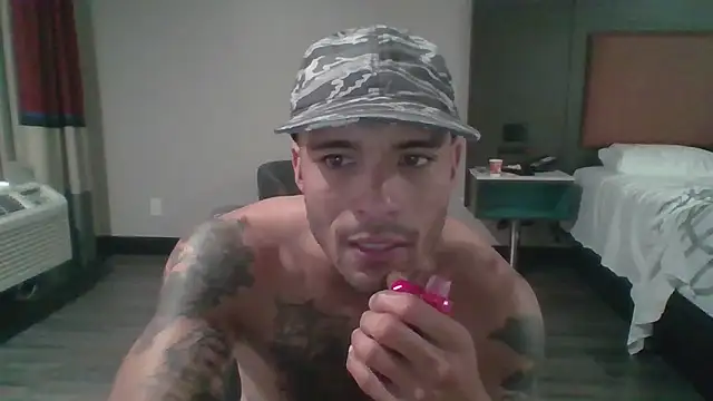 JohnnyDeep187 online show from April 7, 2026, 5:02 pm