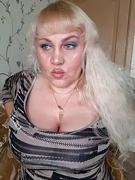 Snapshot of IsabellaBoni chatting on January 19, 2026, 7:34 am IsabellaBoni online show from January 19, 2026, 7:34 am