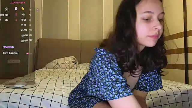 Agatha Sade online show from February 12, 2025, 4:44 pm