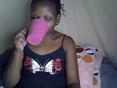 Sweet serah online show from May 4, 2026, 7:15 am