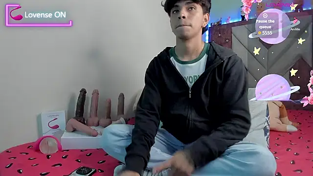 Santy carrington online show from September 24, 2025, 3:21 am