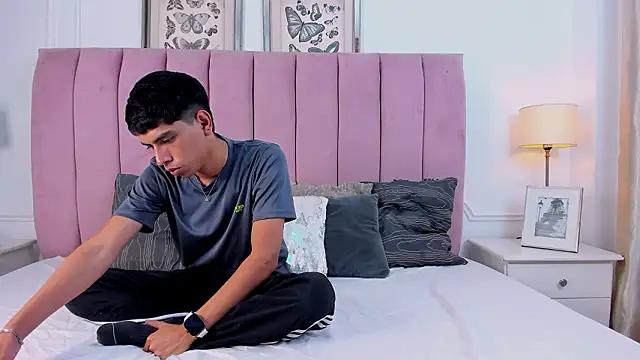 Santy carrington online show from March 9, 2026, 8:02 pm