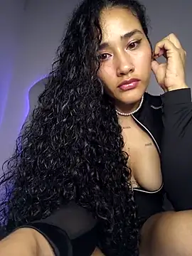 jaderossxx online show from March 21, 2026, 4:39 am