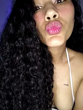 jaderossxx online show from July 22, 2026, 4:26 am