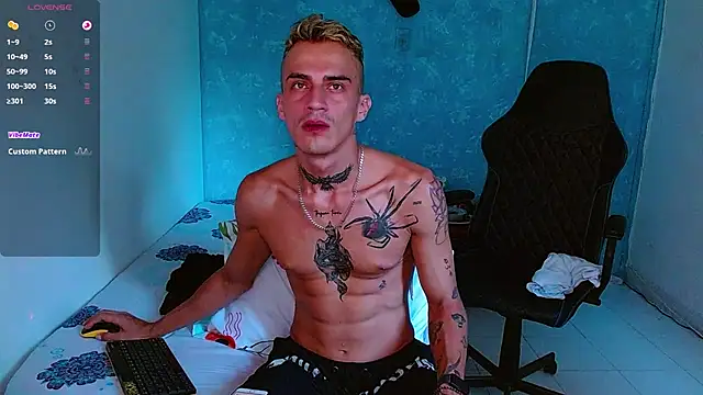 Snapshot of bray_hotboy777 chatting on January 9, 2025, 10:52 pm bray hotboy777 online show from January 9, 2025, 10:52 pm