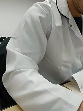Snapshot of Nutri_Bi chatting on July 24, 2026, 3:32 pm Nutri Bi online show from July 24, 2026, 3:32 pm