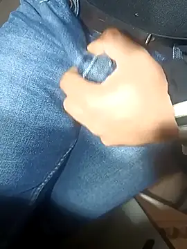 Snapshot of franko1987 chatting on February 24, 2025, 5:33 am franko1987 online show from February 24, 2025, 5:33 am