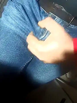 Snapshot of franko1987 chatting on February 26, 2025, 5:09 am franko1987 online show from February 26, 2025, 5:09 am