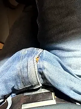 Snapshot of franko1987 chatting on February 18, 2026, 6:09 am franko1987 online show from February 18, 2026, 6:09 am