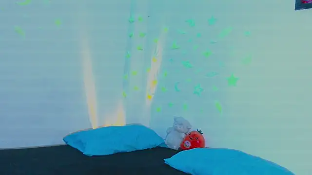 Snapshot of arnold_laurent_ chatting on March 22, 2025, 8:48 pm arnold laurent online show from March 22, 2025, 8:48 pm