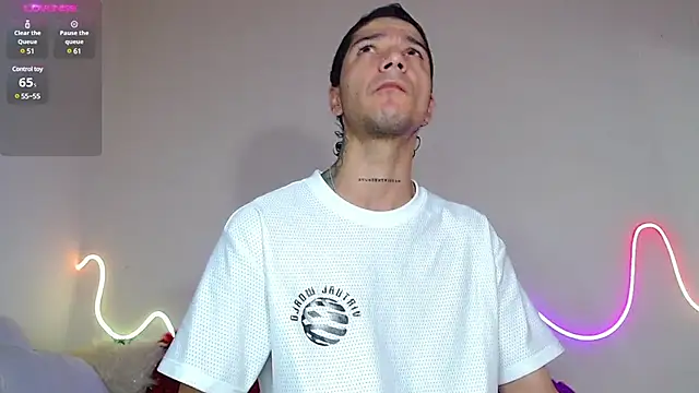 bobsexy08 online show from December 15, 2024, 4:26 pm