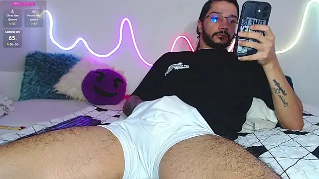 bobsexy08 online show from October 29, 2025, 12:07 pm