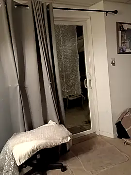 Snapshot of whyteguy410 chatting on January 25, 2025, 4:56 am whyteguy410 online show from January 25, 2025, 4:56 am