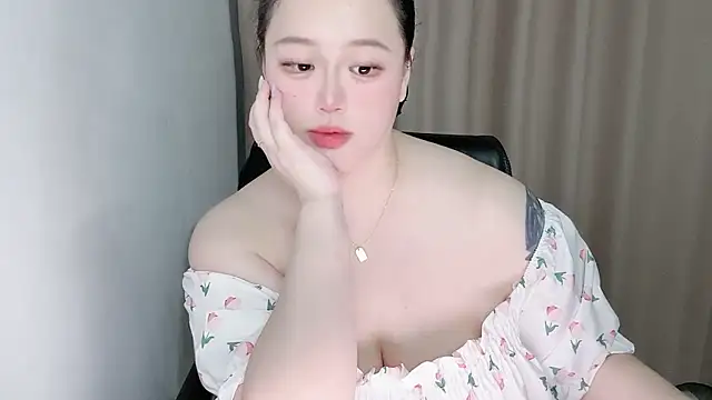 Snapshot of 520-vivo chatting on April 25, 2026, 1:41 pm 520-vivo online show from April 25, 2026, 1:41 pm