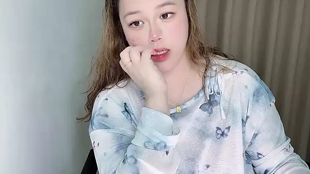 Snapshot of 520-vivo chatting on May 2, 2026, 2:11 pm 520-vivo online show from May 2, 2026, 2:11 pm
