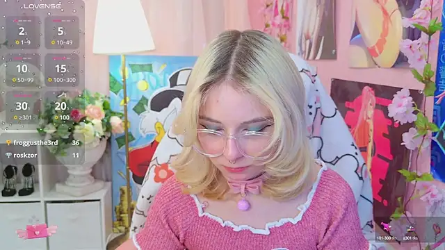 Snapshot of Coconut_Mia chatting on January 22, 2025, 12:27 am Coconut Mia online show from January 22, 2025, 12:27 am