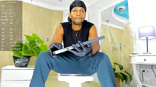 RicoBrown777  online show from May 11, 2026, 4:07 am