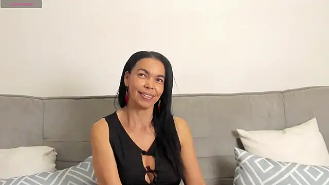 Evawalker  online show from January 12, 2025, 4:00 am