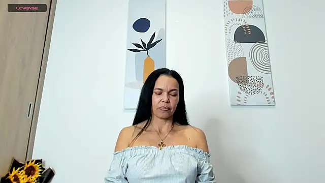 Evawalker  online show from February 20, 2025, 1:57 am