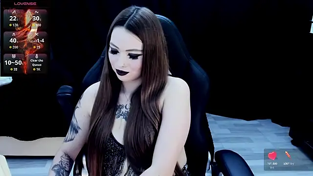 nasty katty  online show from September 30, 2025, 9:42 pm