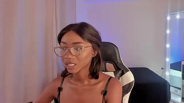 SavannahWildee online show from January 27, 2025, 8:07 pm