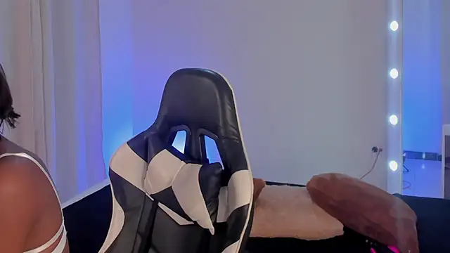 SavannahWildee online show from January 29, 2025, 11:20 am