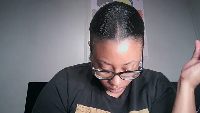 Snapshot of Nyxie_Chaos chatting on September 11, 2025, 1:33 pm Nyxie Chaos online show from September 11, 2025, 1:33 pm