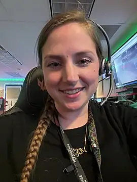 mirannacult online show from December 21, 2024, 12:59 pm