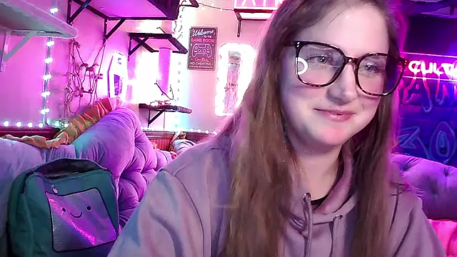 mirannacult online show from January 3, 2025, 8:54 am