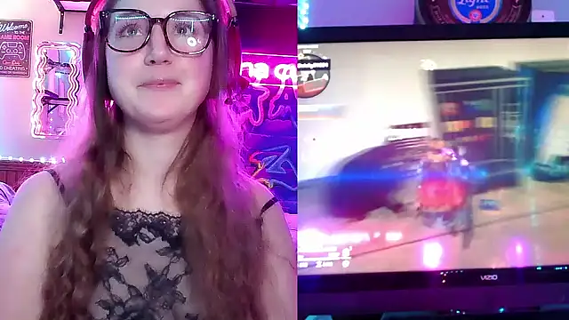 mirannacult online show from January 4, 2025, 7:34 pm