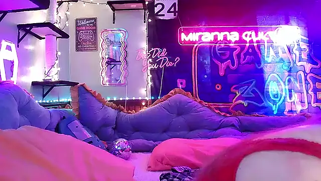 mirannacult online show from January 16, 2025, 9:08 pm