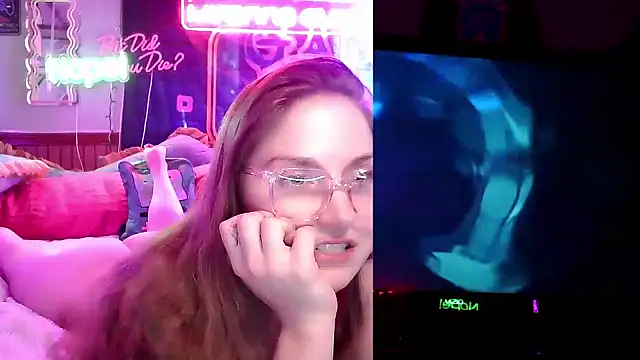 mirannacult online show from January 26, 2025, 11:18 pm