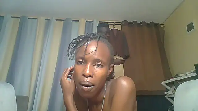 Snapshot of likys123 chatting on October 31, 2025, 11:22 am likys123 online show from October 31, 2025, 11:22 am